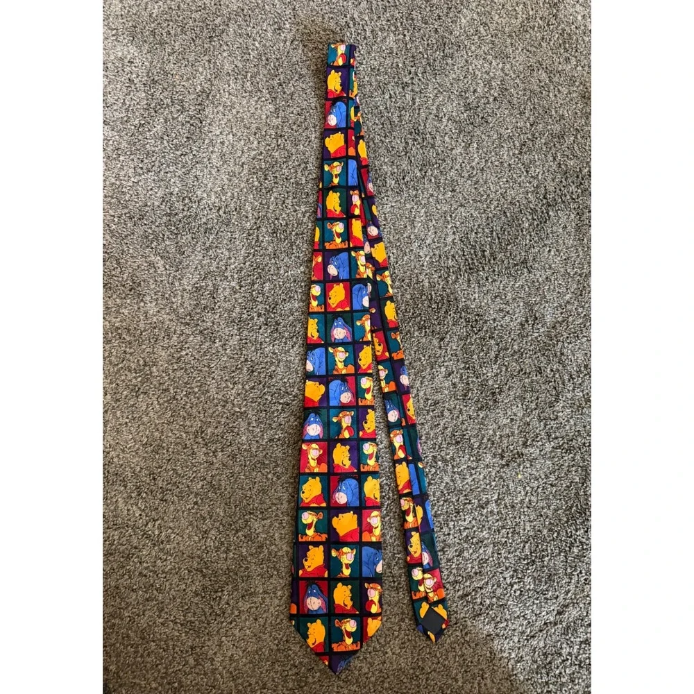 Vintage Disney Winnie the Pooh Tigger Eeyore Grid Pattern Men's Necktie 56